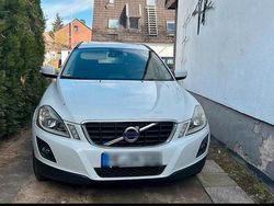 Weiß Gebraucht 2010 Volvo XC60 SUV | 9.000 € (Fairer Preis)