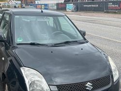 Schwarz Gebraucht 2008 Suzuki Swift Kleinwagen | 1.999 €