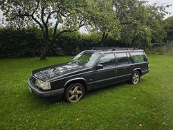 Schwarz Gebraucht 1997 Volvo 945 Kombi | 6.000 €