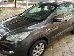 Silber Gebraucht 2015 Ford Kuga Titanium SUV | 10.000 € (Fairer Preis)