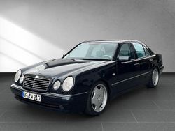 Schwarz Gebraucht 1997 Mercedes E55 AMG AMG Limousine | 32.900 €