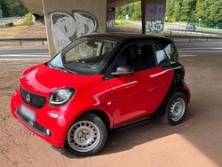 Rot Gebraucht 2018 Smart ForTwo Electric Drive Coupé | 7.750 €