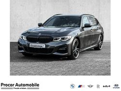 Grau Gebraucht 2022 BMW 330 M Sport Kombi | 40.990 € (Fairer Preis)