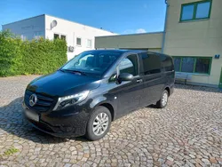 Schwarz Gebraucht 2021 Mercedes Vito Van / Kleinbus | 31.900 € (Fairer Preis)