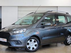 Grau Gebraucht 2019 Ford Tourneo Courier Van / Kleinbus | 12.950 € (Fairer Preis)