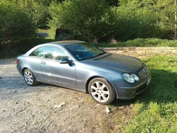 Blau Gebraucht 2004 Mercedes CLK220 Coupé | 6.750 €