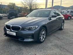 Mineralgrau Gebraucht 2021 BMW 316 Sport Line Limousine | 19.635 € (Etwas zu teuer)