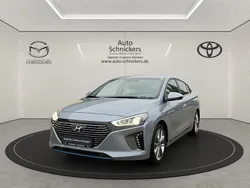 Grau Gebraucht 2017 Hyundai Ioniq Style Limousine | 15.240 € (Fairer Preis)