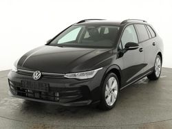 Grenadill schwarz metallic Neu 2025 VW Golf VIII Life Kombi | 30.495 € (Superpreis)