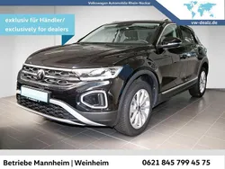 Deep black perleffekt Gebraucht 2024 VW T-Roc Style SUV | 26.499 € (Superpreis)