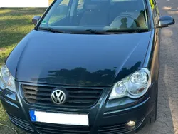 Grau Gebraucht 2006 VW Polo Limousine | 2.200 € (Etwas zu teuer)