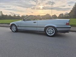 Grau Gebraucht 1995 BMW 328 Cabriolet Cabrio | 10.999 €