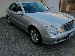 Grau Gebraucht 2005 Mercedes E220 Avantgarde Limousine | 6.000 € (Fairer Preis)