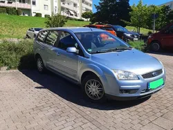 Blau Gebraucht 2007 Ford Focus Kombi | 700 € (Guter Preis)