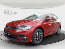 Kings red metallic Neu 2025 VW Polo Life Limousine | 25.490 € (Fairer Preis)