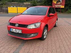 Rot Gebraucht 2010 VW Polo Style Limousine | 3.600 € (Teuer)