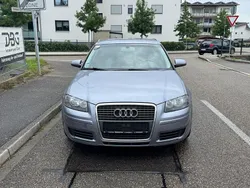 Silber Gebraucht 2007 Audi A3 Sportback Ambiente Limousine | 2.490 € (Guter Preis)