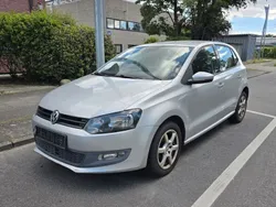 Silber Gebraucht 2010 VW Polo Limousine | 2.800 € (Guter Preis)