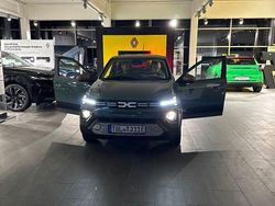 Grün Gebraucht 2025 Dacia Spring Extreme Kleinwagen | 15.990 € (Fairer Preis)