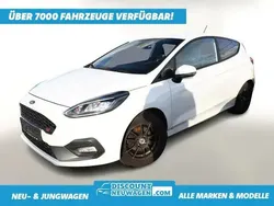 Frost weiß Gebraucht 2018 Ford Fiesta ST Kleinwagen | 14.035 € (Fairer Preis)