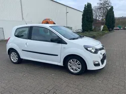 Weiß Gebraucht 2014 Renault Twingo Expression Kleinwagen | 2.500 € (Fairer Preis)