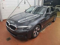 Sophistograu Gebraucht 2022 BMW 520 Sport Line Limousine | 30.998 € (Guter Preis)