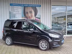 Iridiumschwarz metallic Gebraucht 2018 Ford Tourneo Courier Titanium Van / Kleinbus | 13.776 € (Fairer Preis)