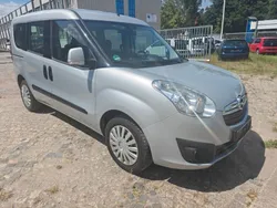 Silber Gebraucht 2014 Opel Combo Edition Van / Kleinbus | 9.990 € (Teuer)