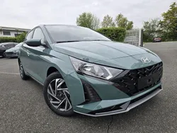Grün Neu 2025 Hyundai i20 Limousine | 18.990 € (Guter Preis)