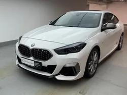 Alpinweiss Gebraucht 2024 BMW M235 Shadowline Coupé | 37.199 € (Guter Preis)