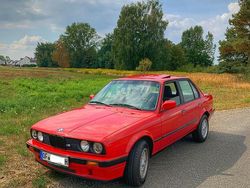 Rot Gebraucht 1989 BMW 316 Limousine | 8.500 €