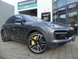 Grau Gebraucht 2023 Porsche Cayenne SUV | 106.599 €