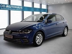 Blau Gebraucht 2024 VW Polo Style Kleinwagen | 21.390 € (Guter Preis)
