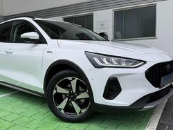 Weiß Gebraucht 2024 Ford Focus Active Limousine | 24.950 € (Fairer Preis)