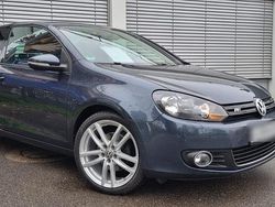 Blau Gebraucht 2009 VW Golf Highline Limousine | 7.900 €
