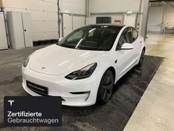 Weiß Gebraucht 2021 Tesla Model 3 Long Range AWD Limousine | 29.200 € (Fairer Preis)