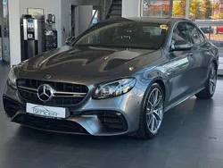 Grau Gebraucht 2018 Mercedes E63 AMG AMG Limousine | 46.890 €