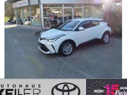 Weiß Gebraucht 2023 Toyota C-HR SUV | 21.490 € (Superpreis)