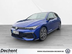 Blau Gebraucht 2025 VW Golf VIII Style Limousine | 42.990 €