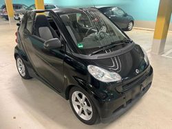Schwarz Gebraucht 2010 Smart ForTwo Cabrio Cabrio | 3.500 € (Fairer Preis)