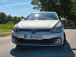 Silber Gebraucht 2021 VW Golf VIII Active Limousine | 18.500 € (Guter Preis)