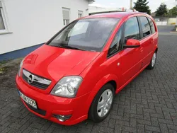Rot Gebraucht 2010 Opel Meriva Innovation Van / Kleinbus | 6.990 € (Teuer)