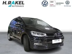 Schwarz Neu 2024 VW Touran Highline Van / Kleinbus | 53.980 €