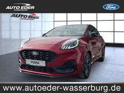Fantastic red metallic (rot) Neu 2025 Ford Puma ST SUV | 34.850 € (Fairer Preis)