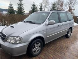 Silber Gebraucht 2005 Kia Carnival Van / Kleinbus | 1.999 € (Fairer Preis)