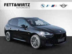 Saphirschwarz metallic Gebraucht 2025 BMW 220 | 45.490 €