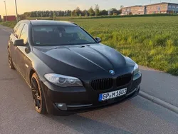 Schwarz Gebraucht 2011 BMW 530 Kombi | 11.000 €