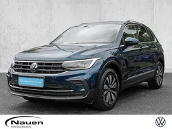 Nightshade blue metallic (metallic) Gebraucht 2024 VW Tiguan Move SUV | 33.481 € (Superpreis)