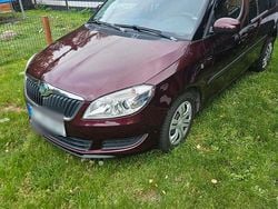 Rot Gebraucht 2010 Skoda Roomster Kombi | 3.400 € (Guter Preis)