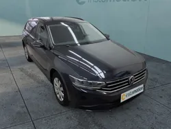 Schwarz Gebraucht 2024 VW Passat Kombi | 25.740 € (Superpreis)